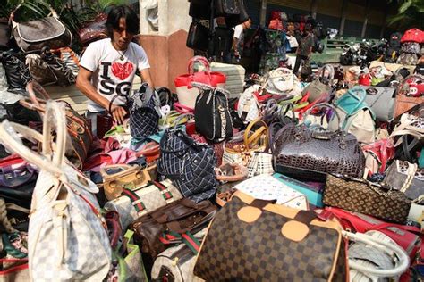 fakes bags in jakarta|indonesia counterfeit products.